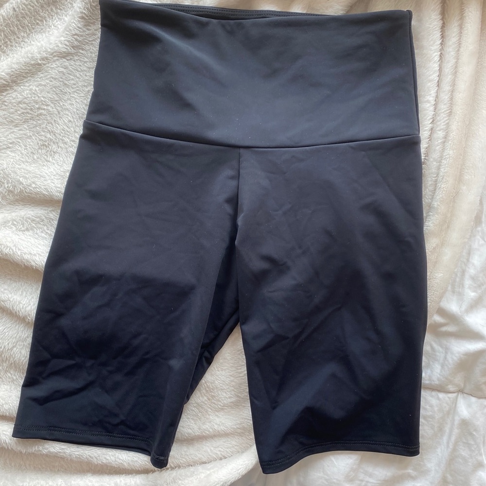 Onzie biker shorts